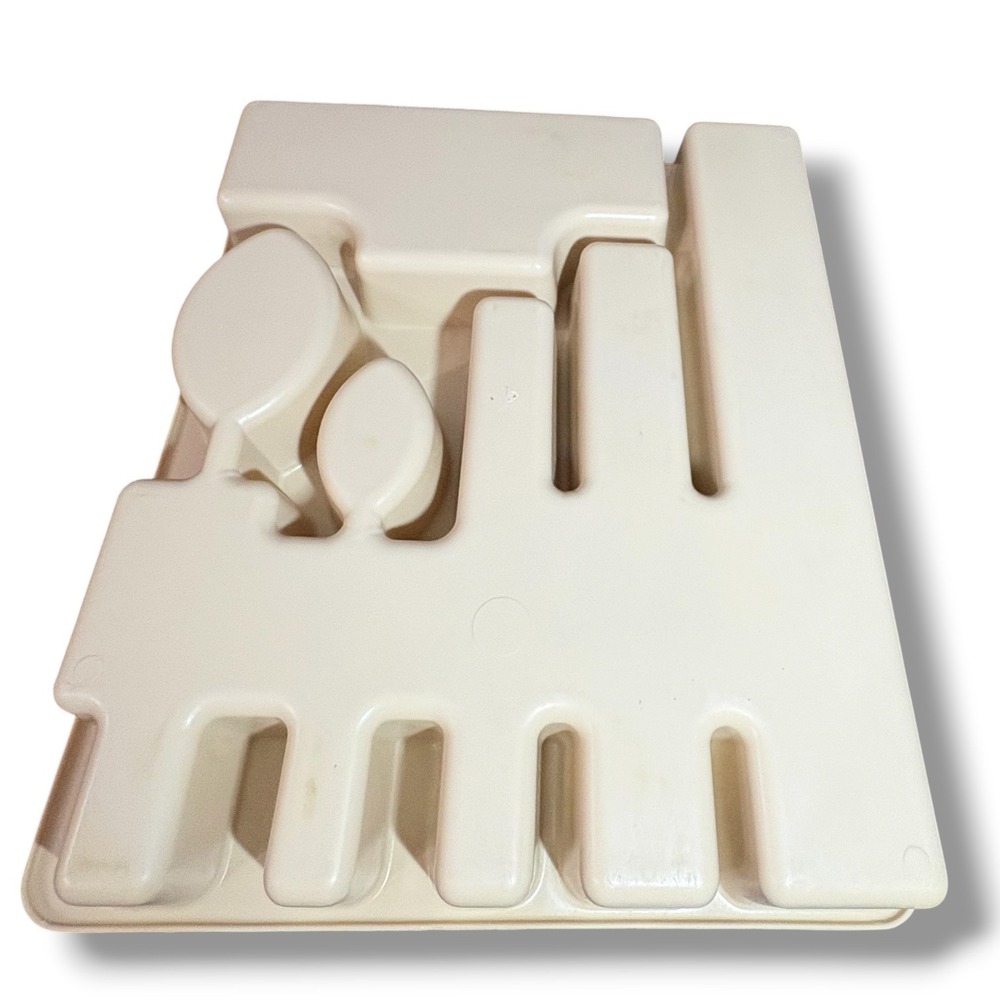 Vintage Rubbermaid Silverware Drawer Organizer Almond Plastic Tray 6 Slot - Picture 6 of 6